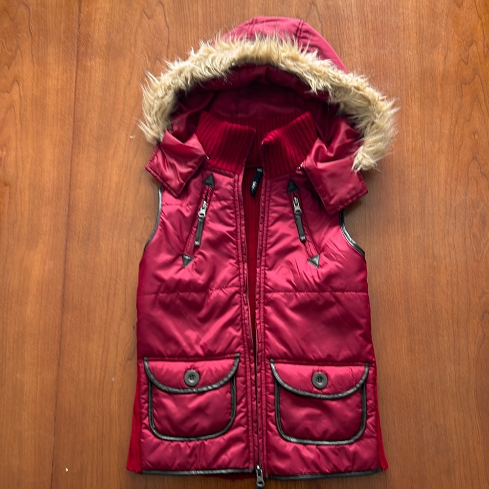 Takeout girls red sweater vest